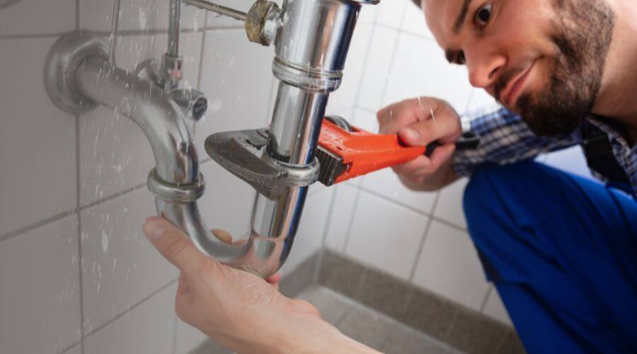 Local tankless water heater installation in Palo, IA